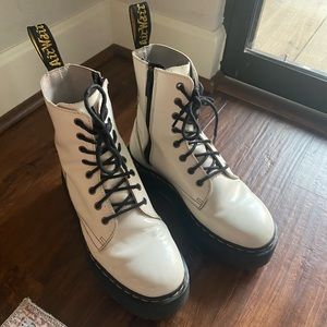 Platform Dr. Martens